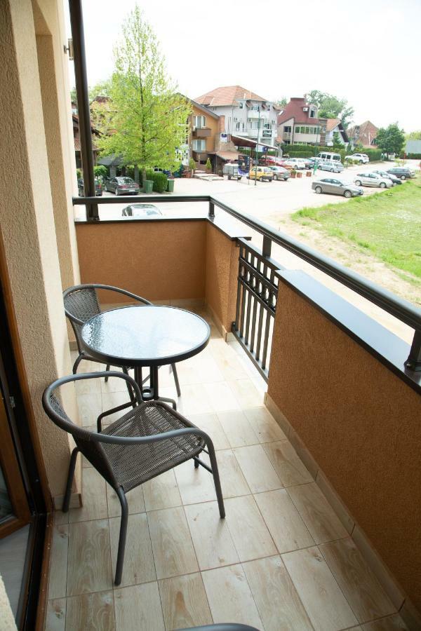 Apartmani Borova 2 Veliko Gradište Esterno foto